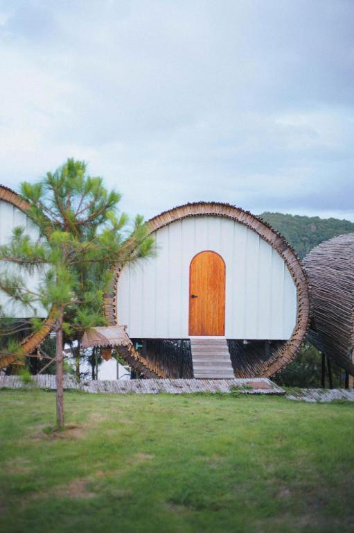 The Doi Moncham Hotel Chiang Mai Exterior photo