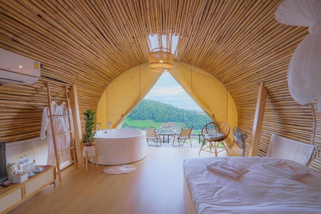 The Doi Moncham Hotel Chiang Mai Exterior photo