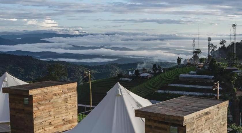 The Doi Moncham Hotel Chiang Mai Exterior photo